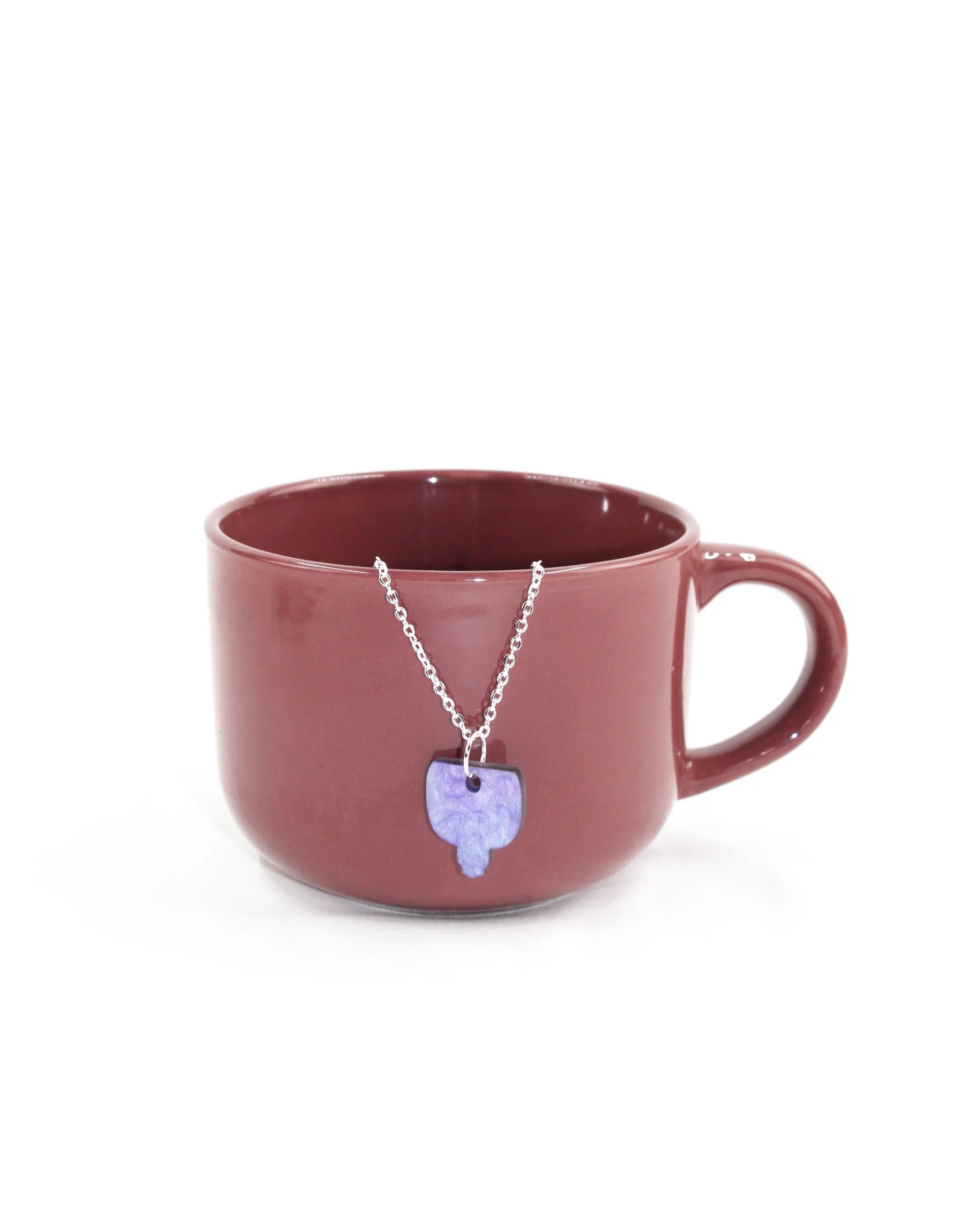 Collier en argent avec pendentif violet marbré