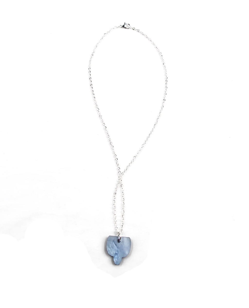 Collier en argent avec pendentif violet marbré