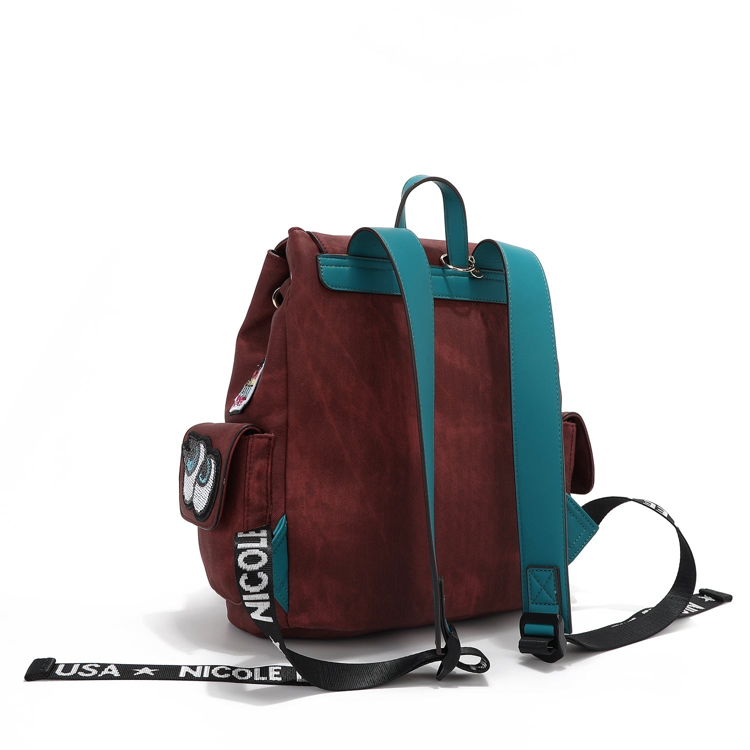 Sac à dos rouge avec multiples patchs